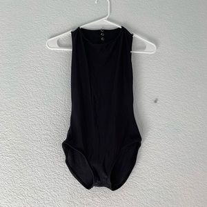 Yumiko Larissa leotard